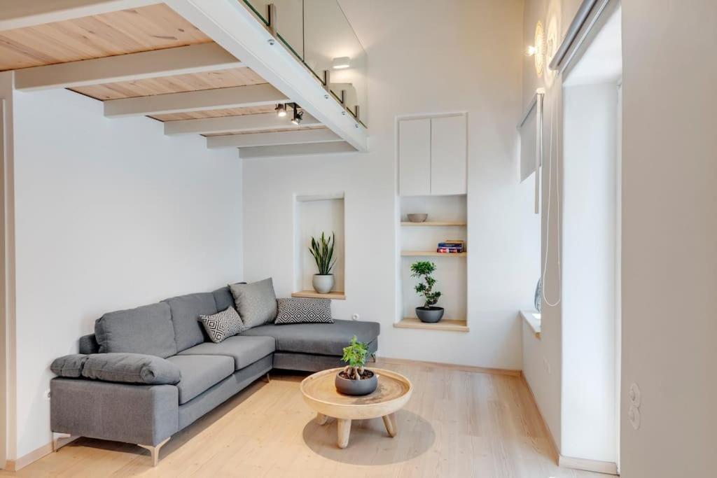 شقة Nomade Vibrant Living Loft إرموبولّي المظهر الخارجي الصورة